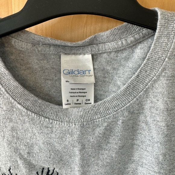 EUC Stranger Things T-Shirt, Ladies small - Picture 2 of 2